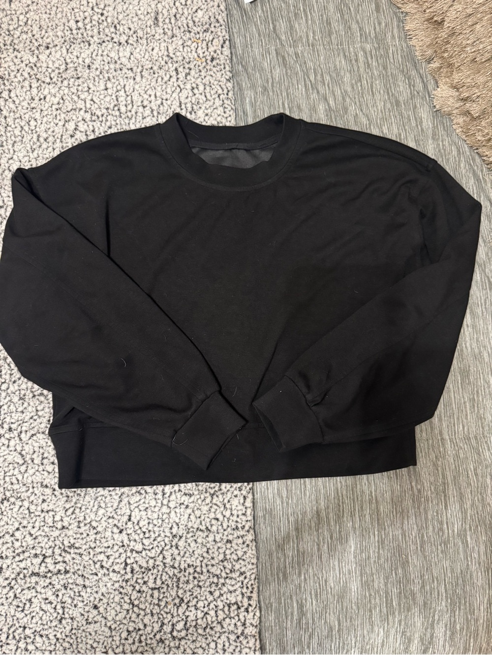 Lululemon Perfectly Oversized Cropped Crew neck sweatshirt